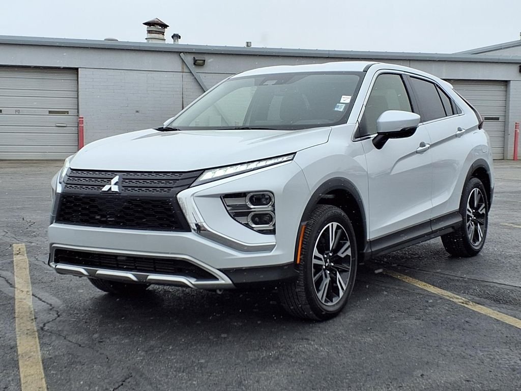 Used 2025 Mitsubishi Eclipse Cross SE with VIN JA4ATWAA8SZ004618 for sale in Kansas City