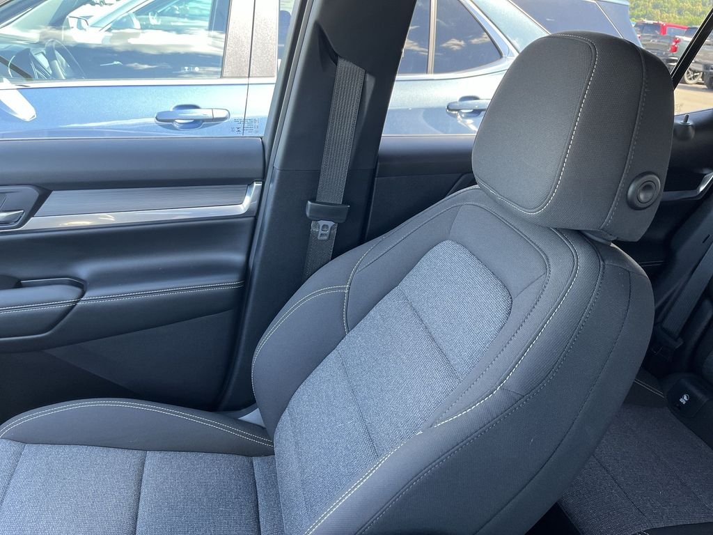 Used 2026 Summit White GMC Elevation image 23