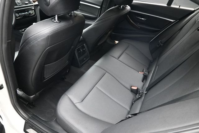 Used 2016 White BMW 328i image 19