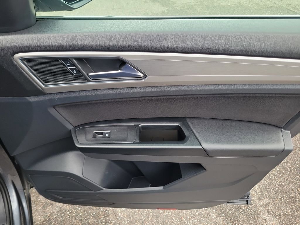 Used 2019 Gray Volkswagen 2.0T S image 10