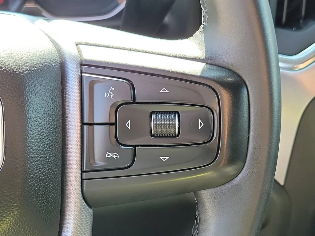 Used 2023 Onyx Black GMC SLE image 12