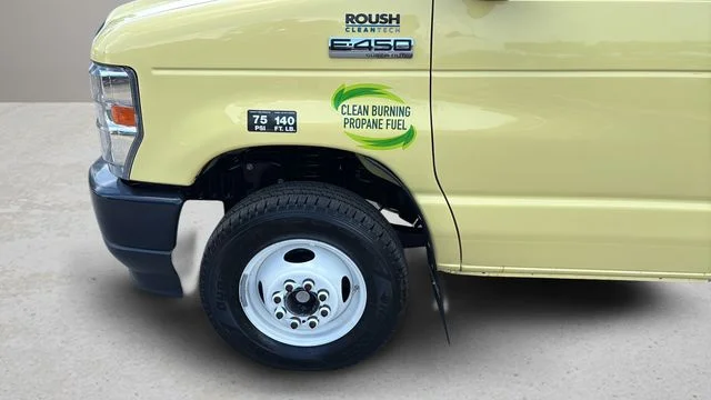 Used 2022 Yellow Ford Base image 42