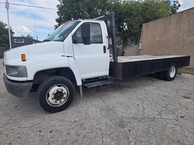 Used 2005  GMC  image 4