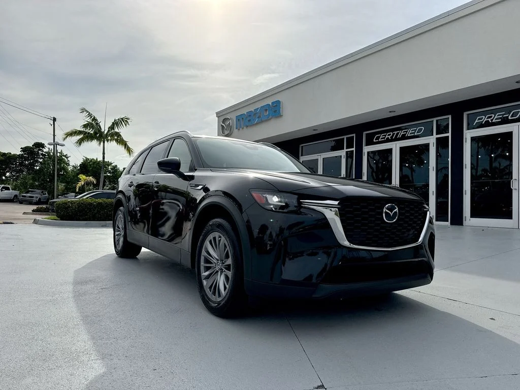 Used 2025 Jet Black Mazda 3.3 Turbo Select image 30