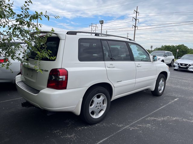 Used 2007 White Toyota  image 3