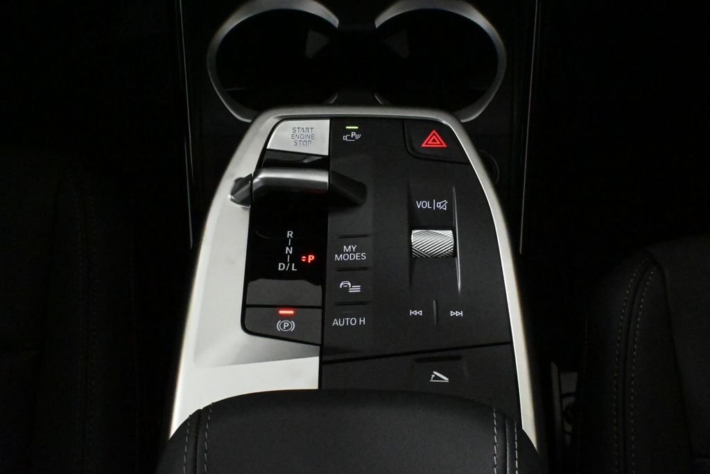 Used 2025 Gray BMW xDrive28i image 25