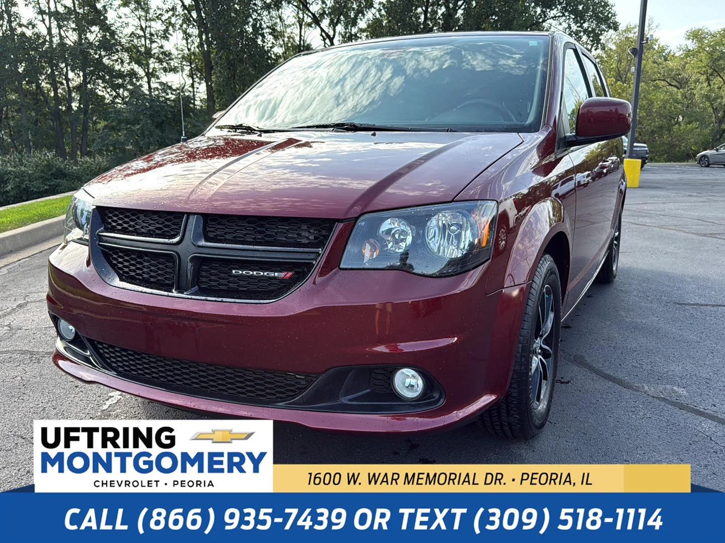 Used 2019 Red Dodge SE Plus image 1