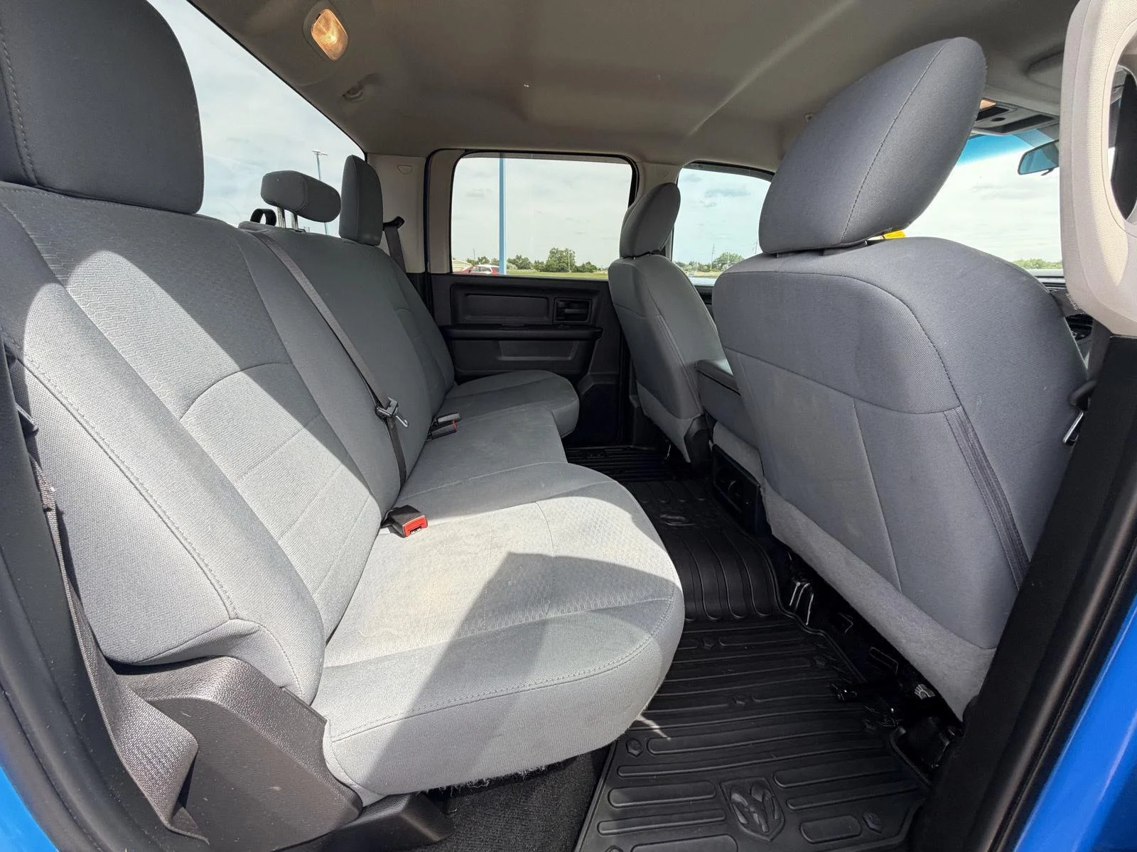 Used 2018  Ram Tradesman image 15