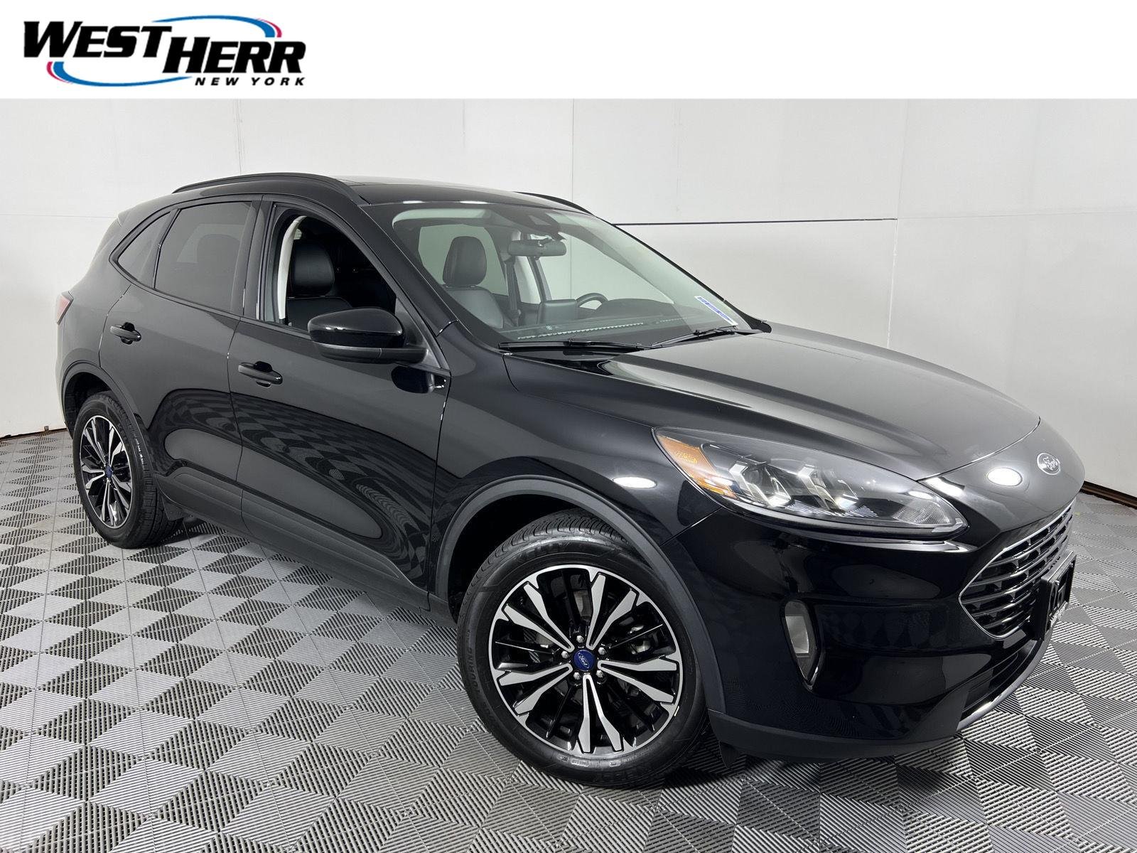 Used 2022 Agate Black Ford SEL image 1