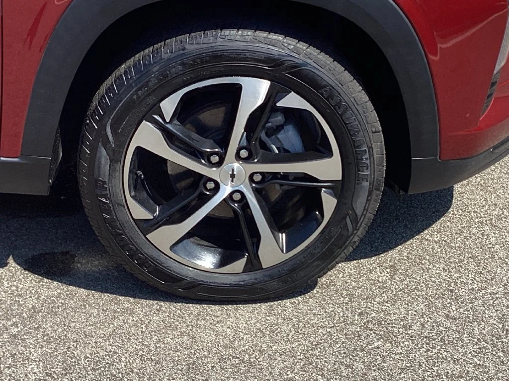 Used 2024 Crimson Metallic Chevrolet 1RS image 21