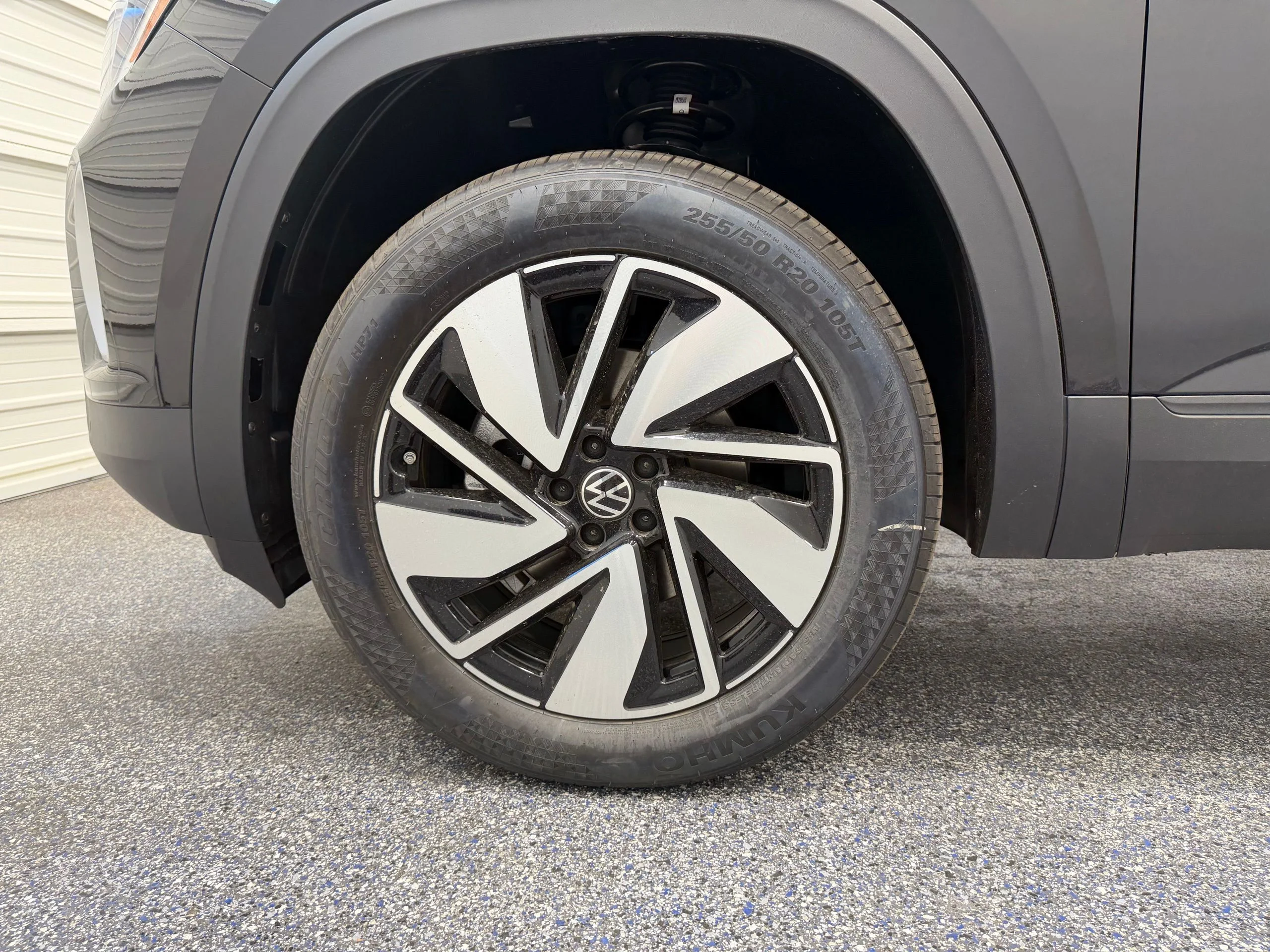 New 2026 Black Volkswagen 2.0T SE w/Technology image 11