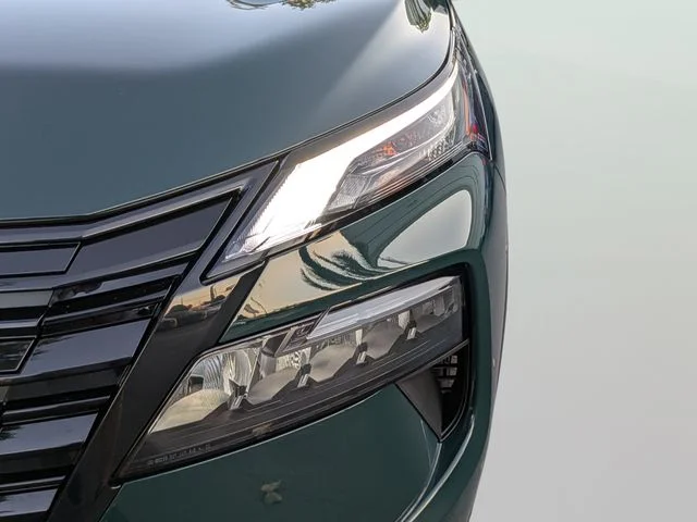 New 2026 Obsidian Green Pearl Nissan Dark Armor™ image 7