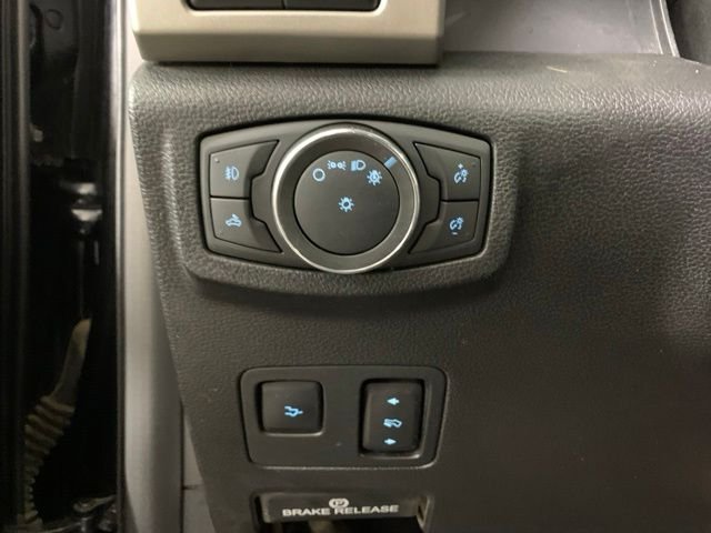 Used 2021 Black Ford Lariat image 25