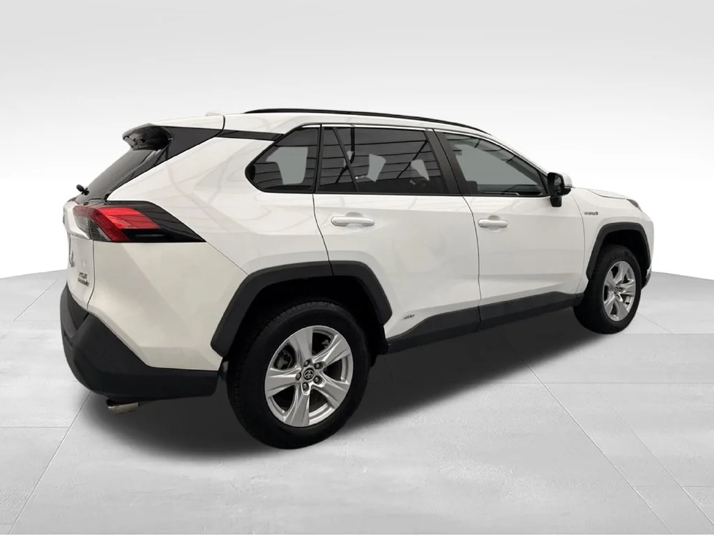Used 2021 Super White Toyota XLE image 12