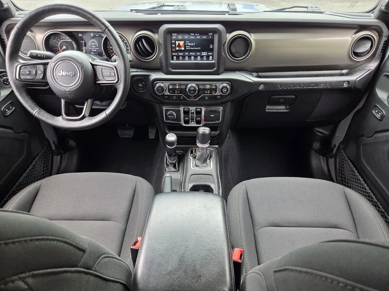 Used 2018 Billet Silver Metallic Clearco JEEP UNLIMITED SPORT S image 15