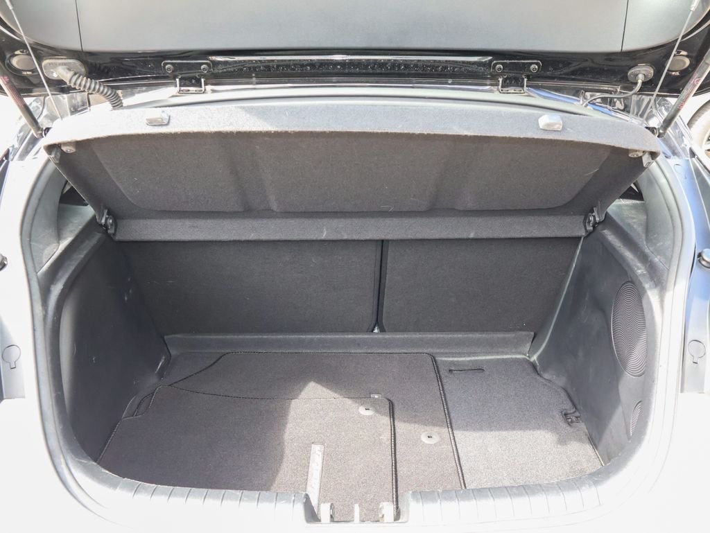 Used 2020 White Hyundai Turbo Ultimate image 10