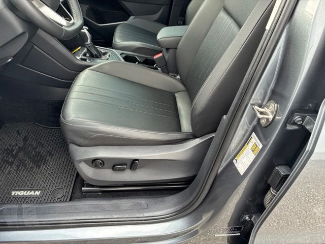Certified Used 2023 Platinum Gray Metallic Volkswagen 2.0T SE image 9