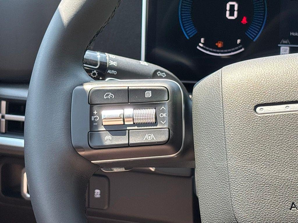 New 2026 Silver Hyundai SE AWD image 15