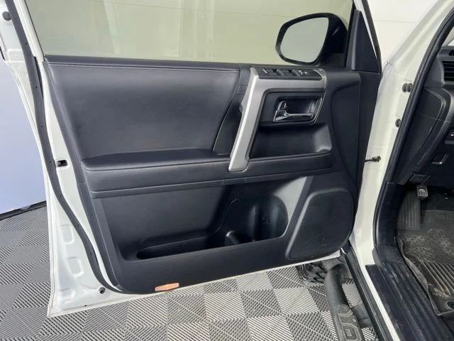 Used 2021 White Toyota SR5 Premium image 13