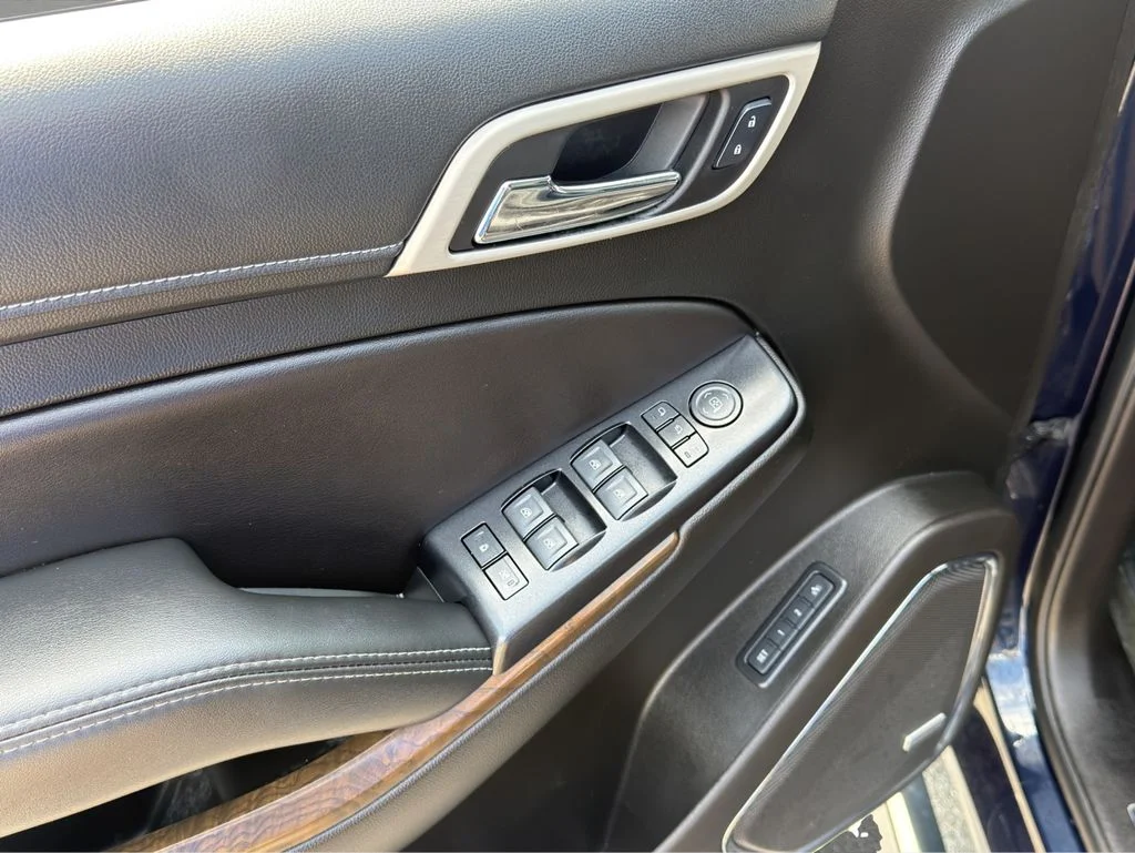 Used 2018 Blue GMC Denali image 12