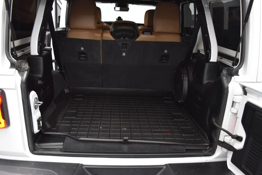 Used 2021 White Jeep Unlimited Rubicon image 22