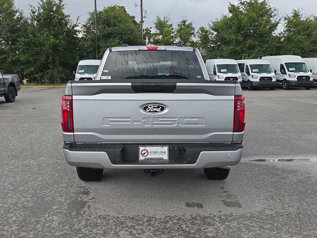 New 2026 Iconic Silver Metallic Ford XLT image 6