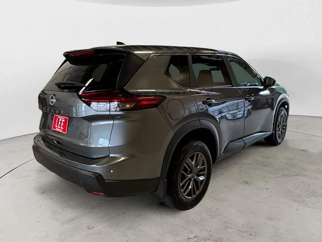 Used 2025 Gray Nissan S image 6