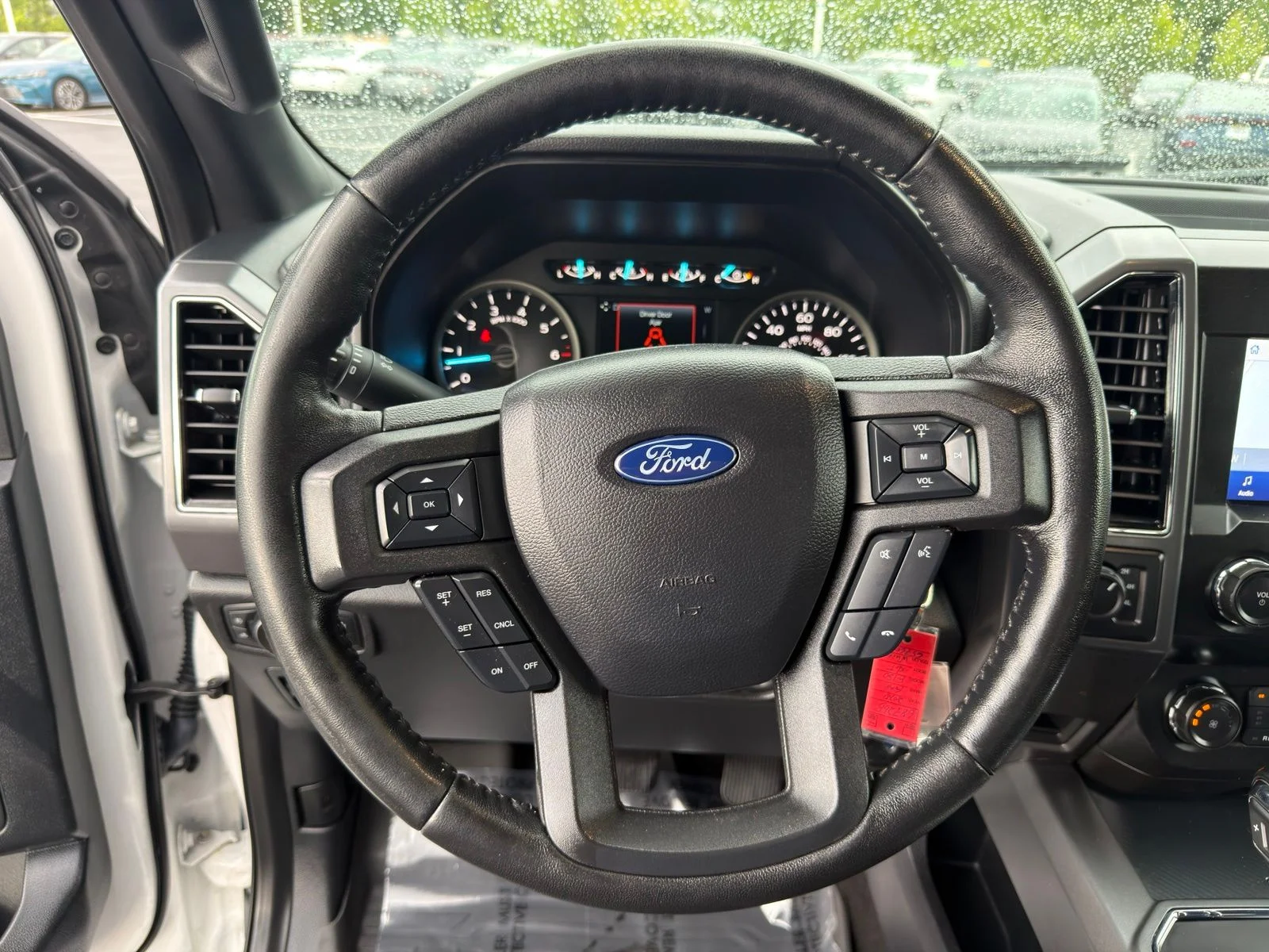 Used 2020 White Ford XLT image 17