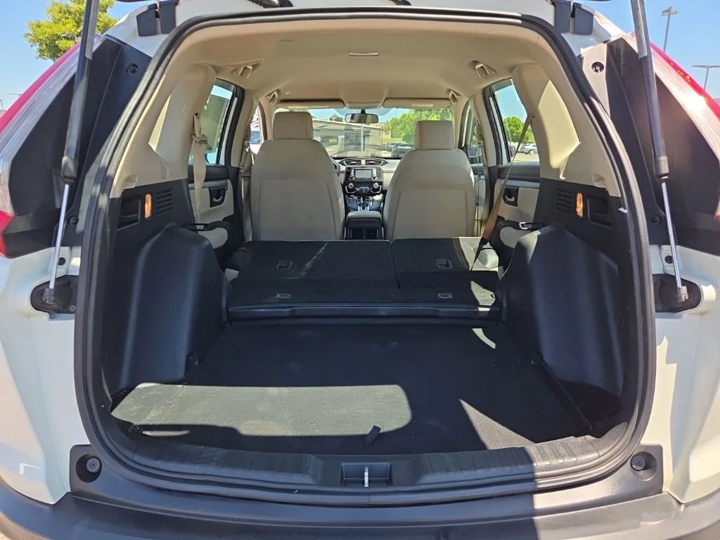 Used 2017  Honda LX image 23