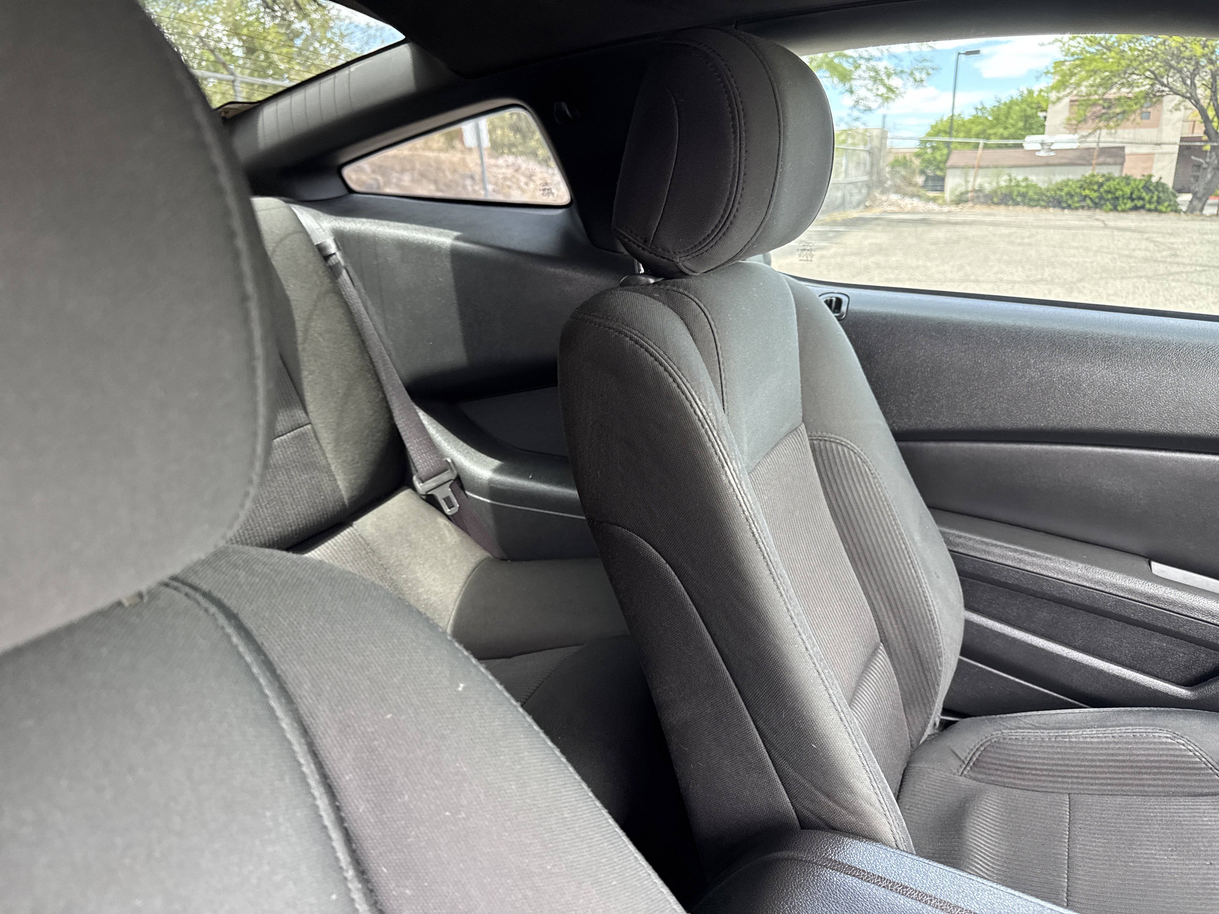 Used 2014 White FORD V6 image 11