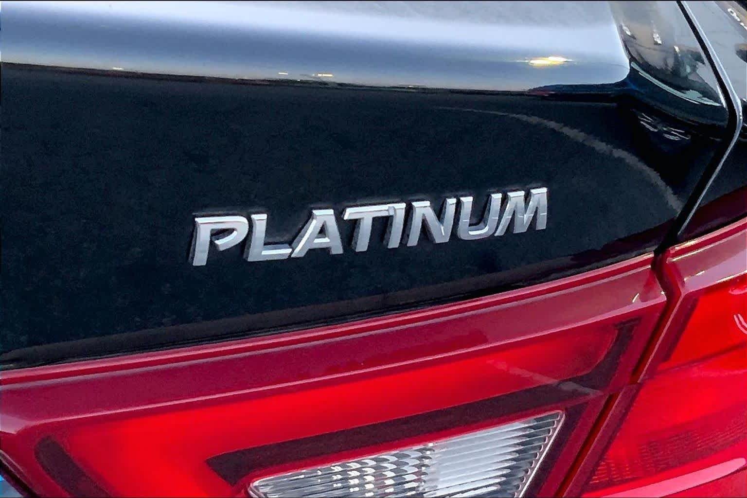Used 2017 Super Black Nissan Platinum image 10