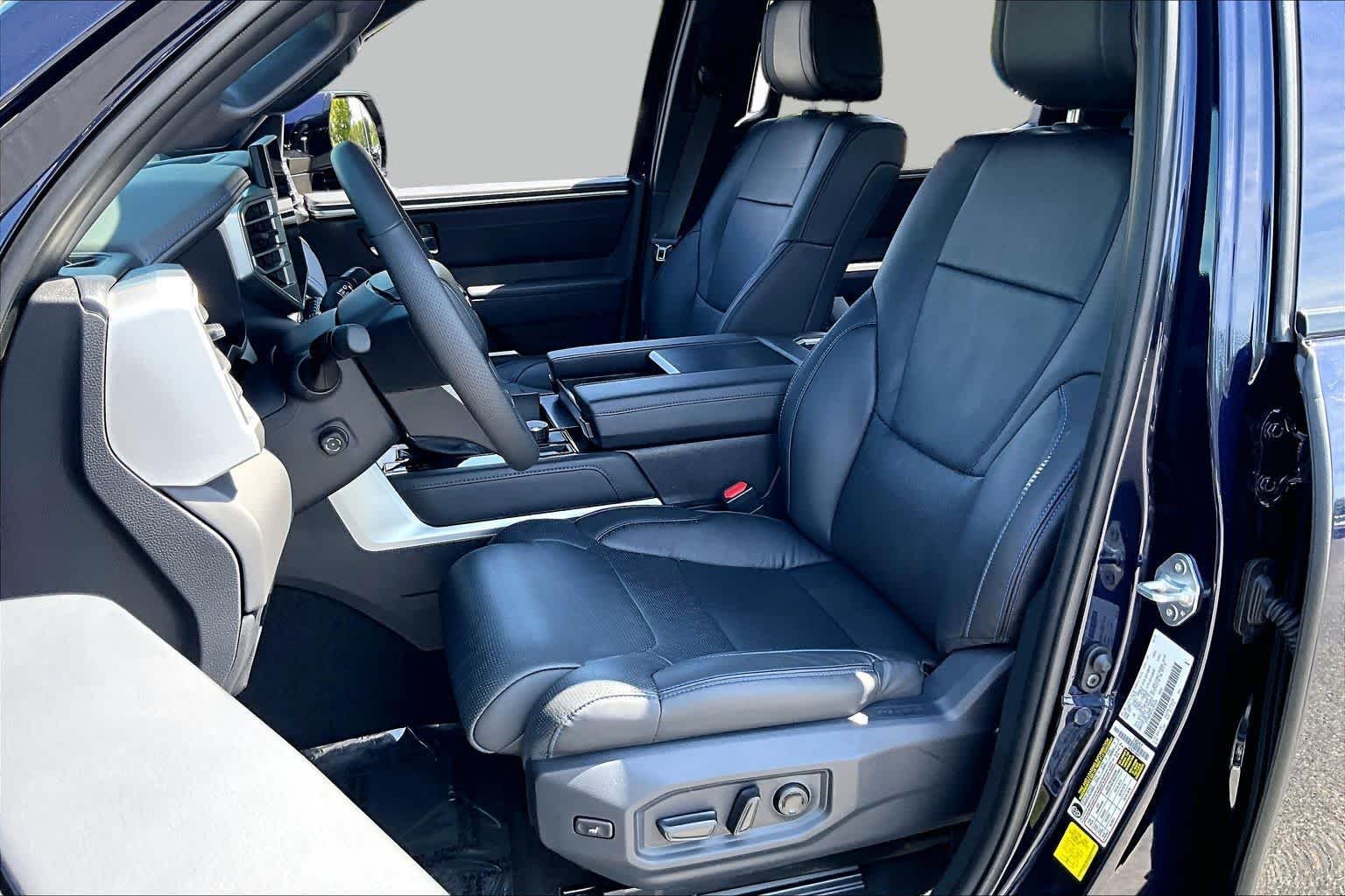Used 2025 Blueprint Toyota Platinum image 8