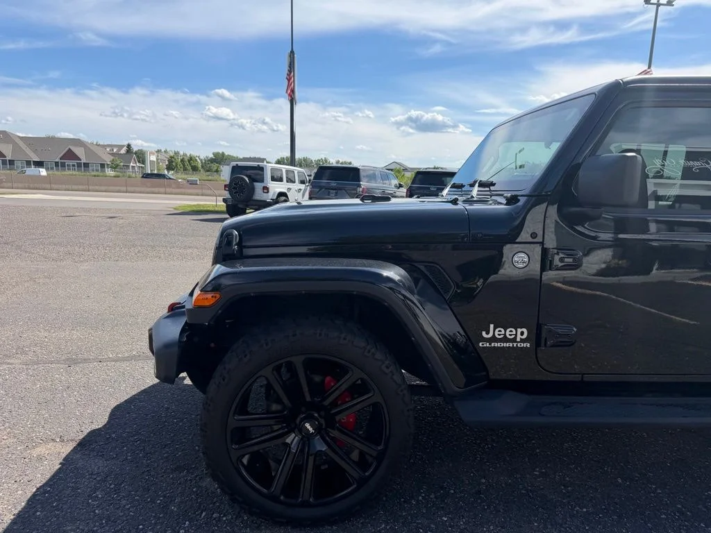2021 Jeep Gladiator Overland - Photo 11