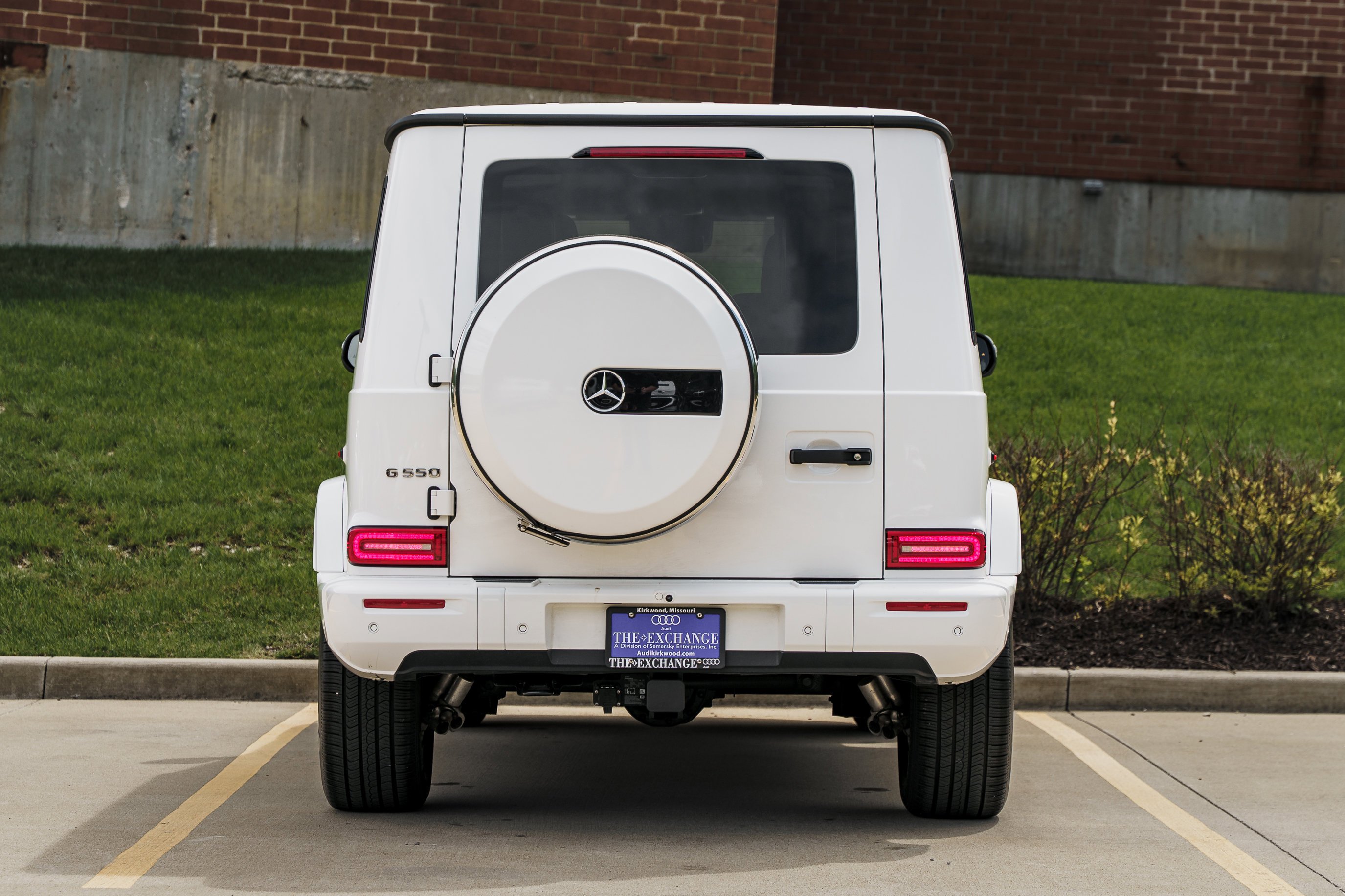 Used 2025 Polar White Mercedes-Benz G 550 image 24
