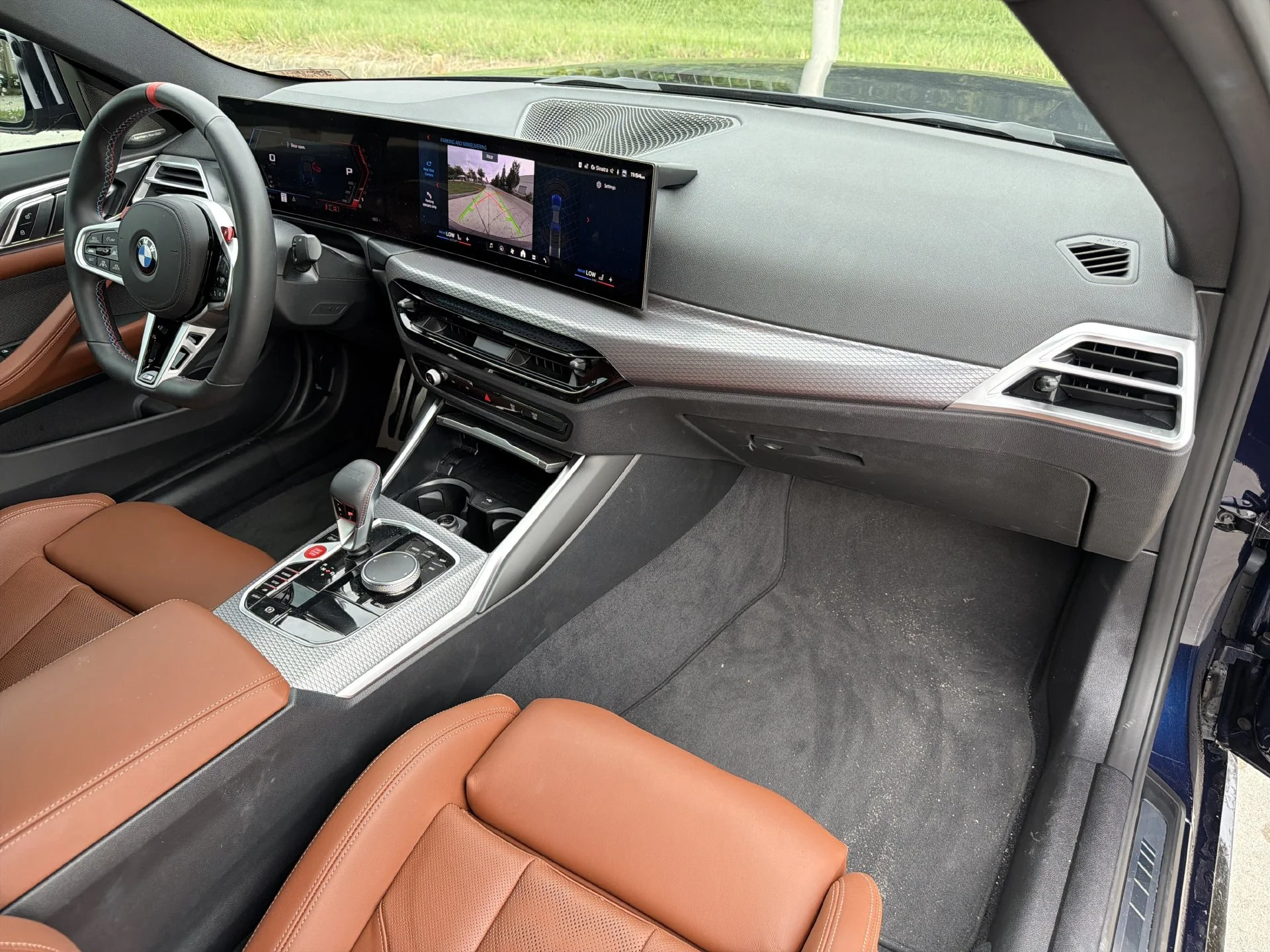 Used 2025 Tanzanite Blue II Metallic BMW Competition image 12