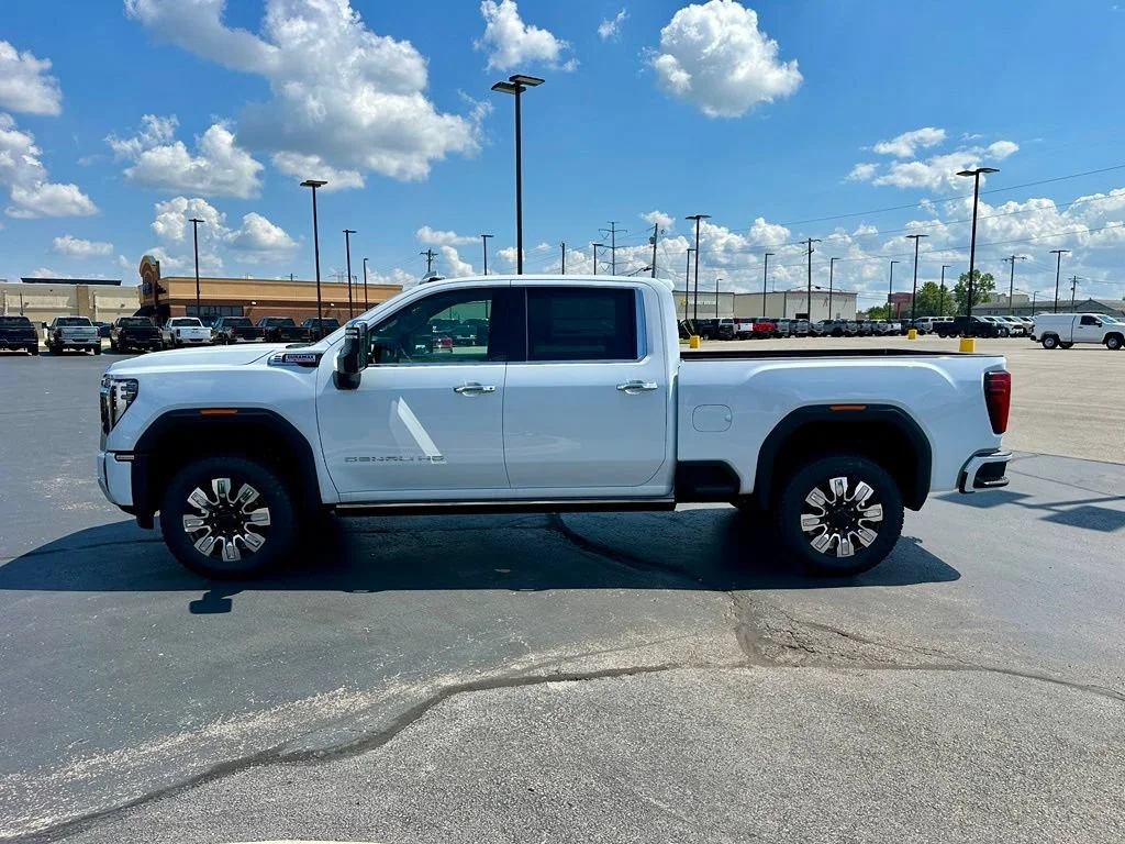 2026 GMC Sierra 2500HD Denali - Photo 8