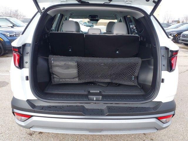 New 2026 White Pearl Hyundai SEL image 11