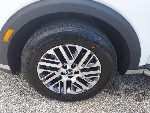 New 2026 White Pearl Hyundai SEL Premium image 33