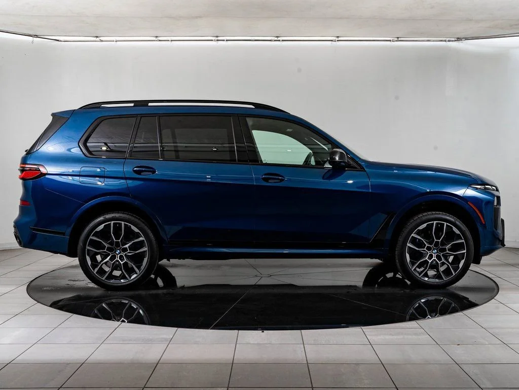 2024 BMW X7 M60i - Photo 11