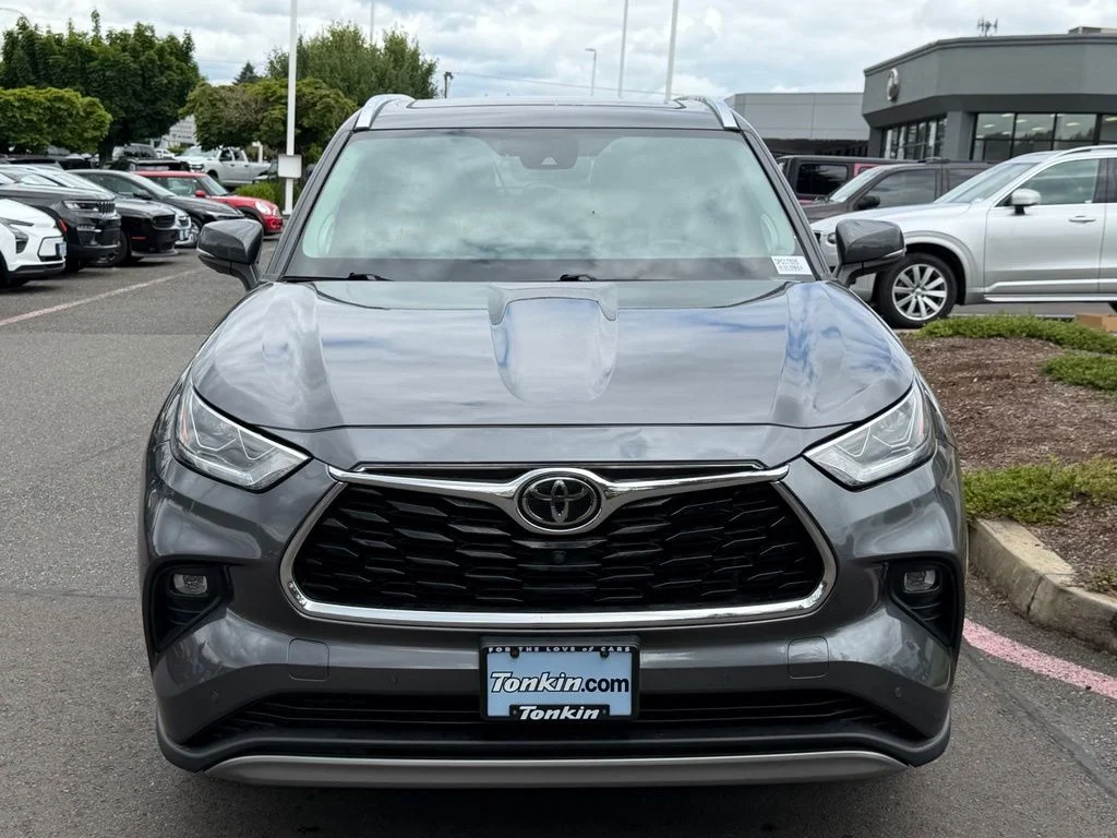 2022 Toyota Highlander Platinum - Photo 3