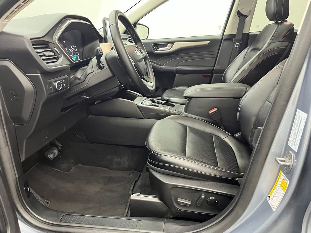 Used 2022 Blue Ford SEL image 21