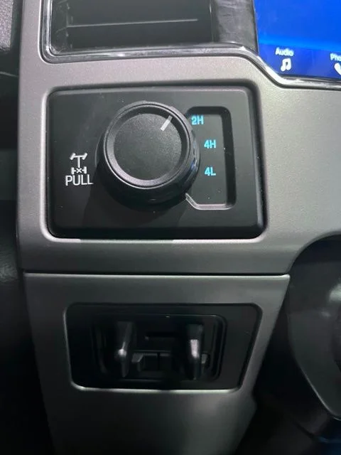 Used 2022 Red Ford Lariat image 26