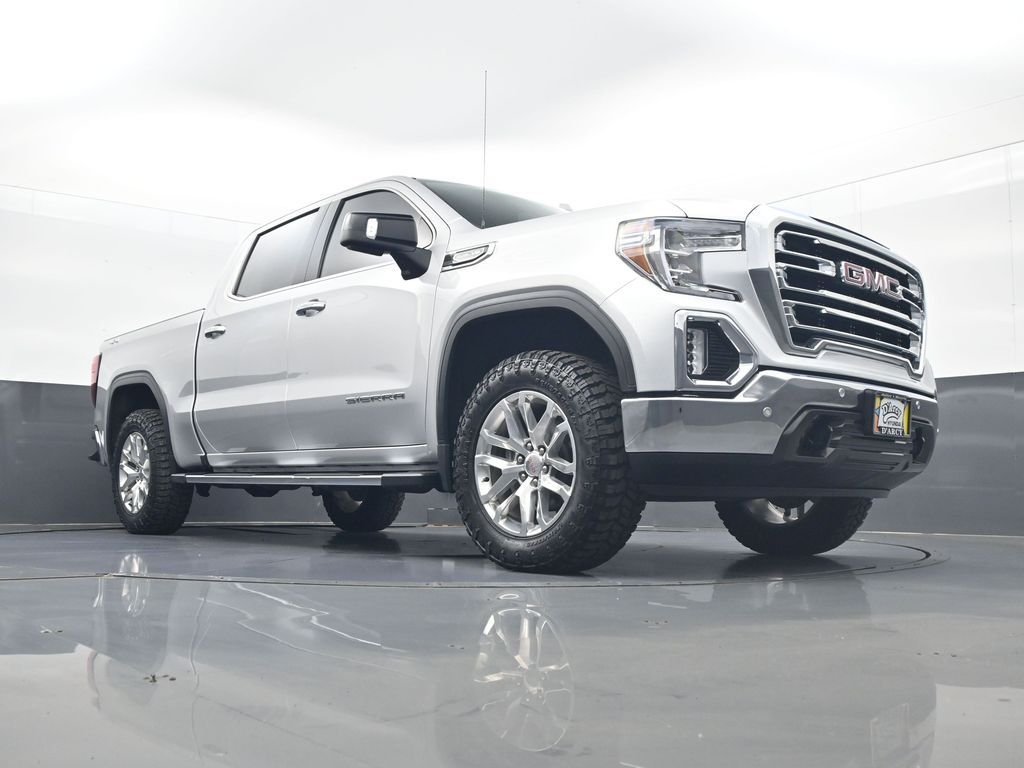 Used 2019 Silver GMC SLT image 24