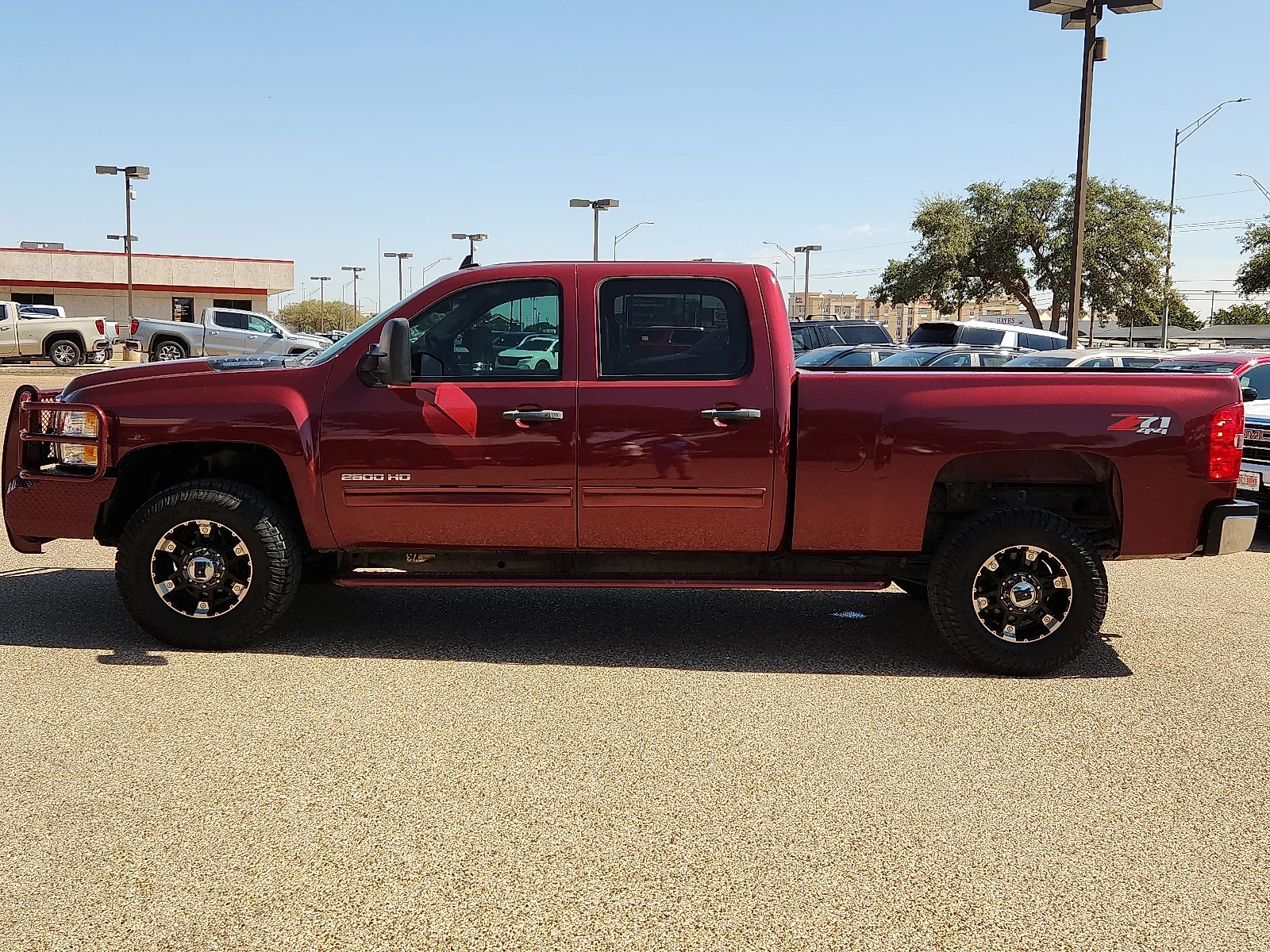 Used 2013 Red Chevrolet LT image 2