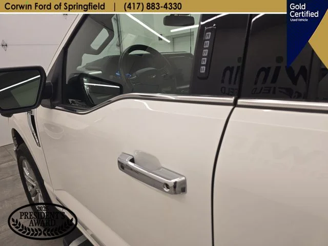 Certified Used 2024 Oxford White Ford Lariat image 21