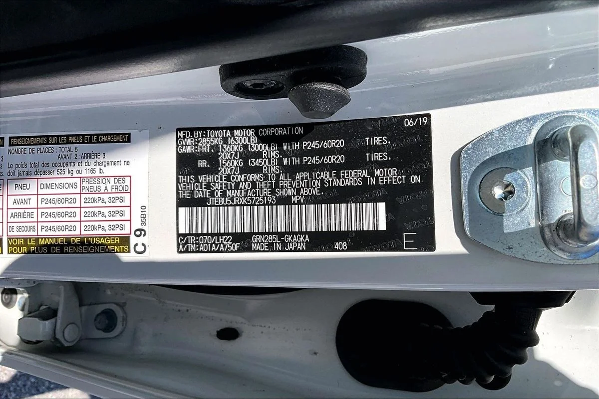 Used 2019  Toyota Limited Nightshade image 19