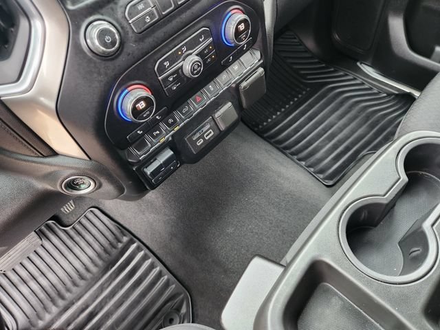 Used 2021 SILVER ICE METALLIC Chevrolet LT image 19