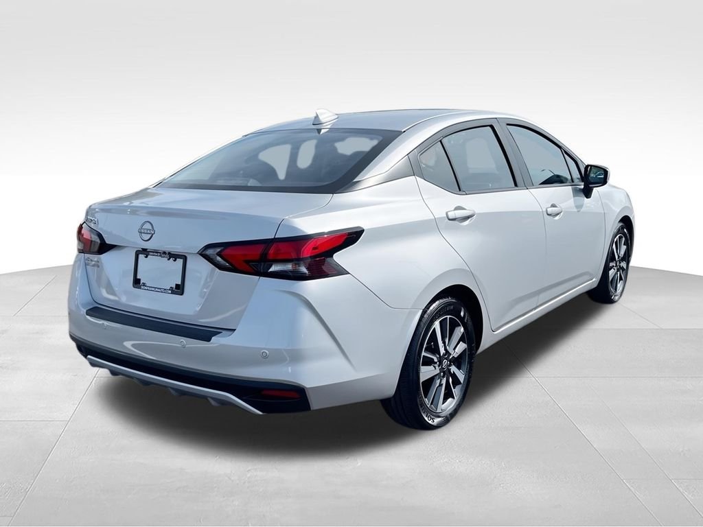 Used 2025 Silver Nissan 1.6 SV image 8