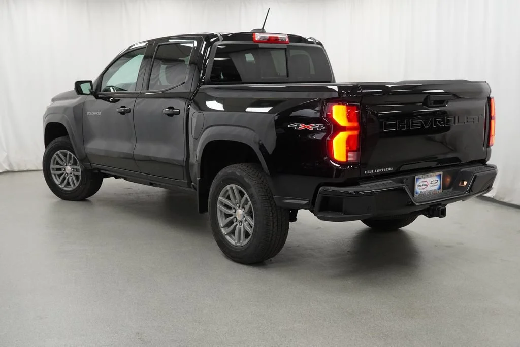 New 2026 Black Chevrolet LT image 5