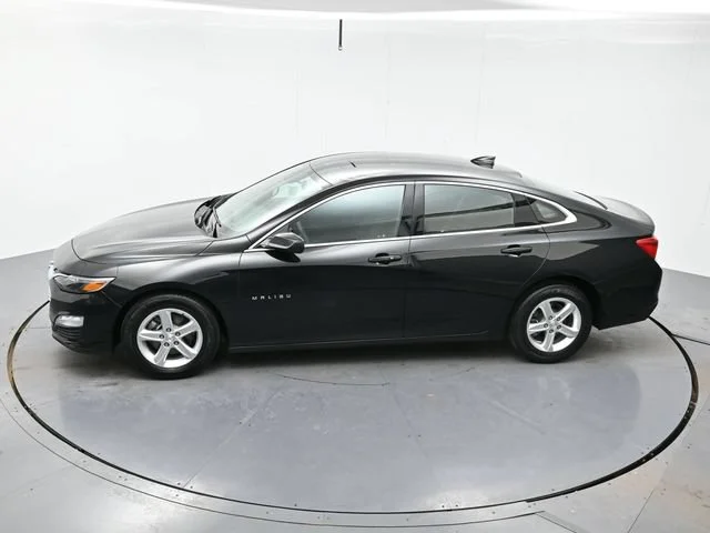 Used 2024 Mosaic Black Metallic Chevrolet 1LT image 34